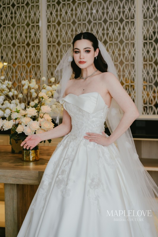 Wedding photo of ถ่ายแบบ and จูลี่ หรือดารัณ The Face Thailand