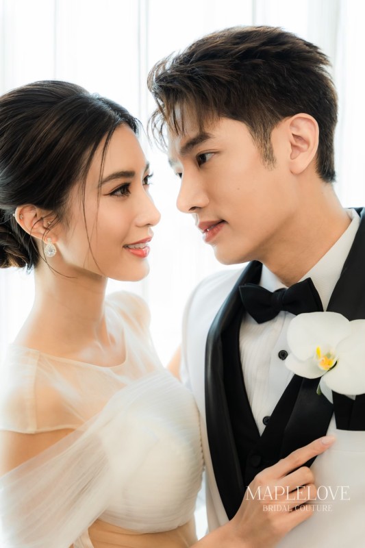 Wedding photo of ถ่ายแบบ and ไอซ์ อธิชนัน ศรีเสวก และ แชป วรากร ศวัสกร