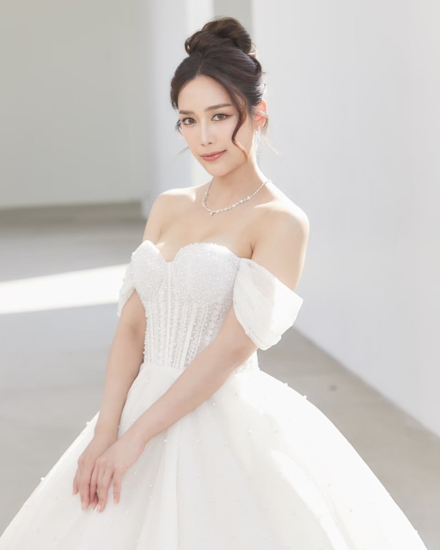Wedding photo of ถ่ายแบบ and แม็กกี้ อาภา ภาวิไล